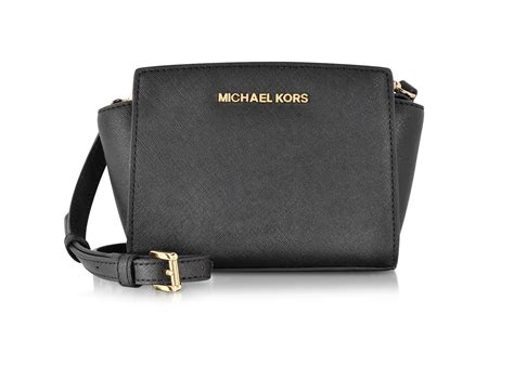 sac michael kors noir selma prix|Sacs à main Selma MICHAEL KORS .